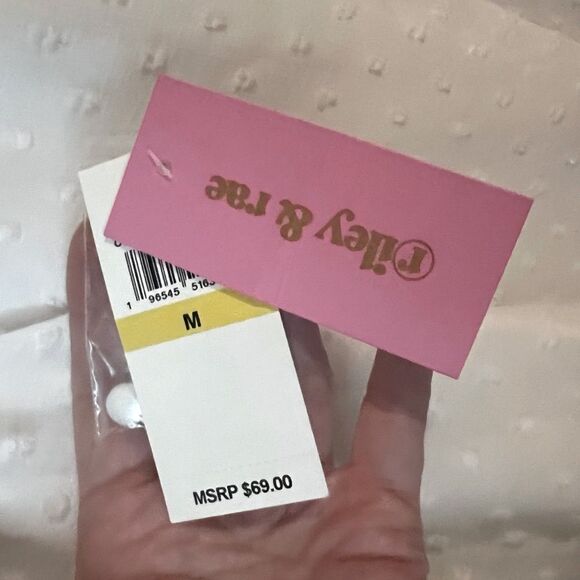 Riley & Rae Swiss Dot Neck Tie Blouse White Size Medium - Picture 9 of 11